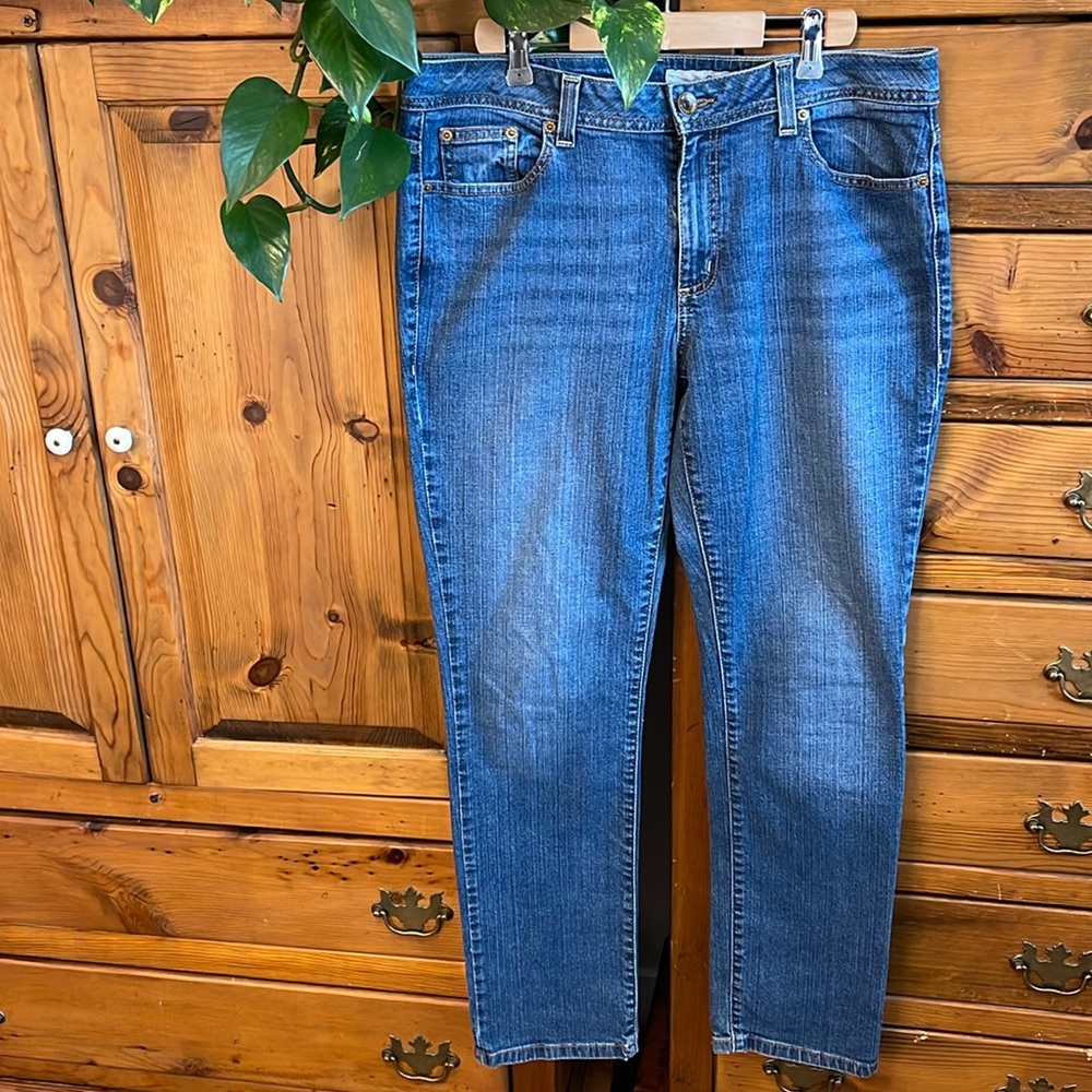 DKNY Jeans straight leg blue jeans